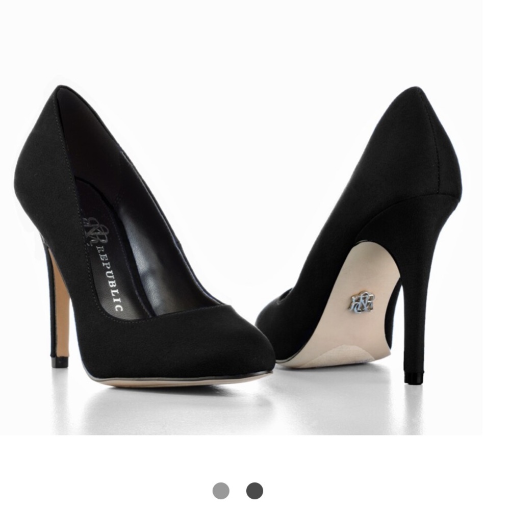 Rock & Republic Black heels 👠